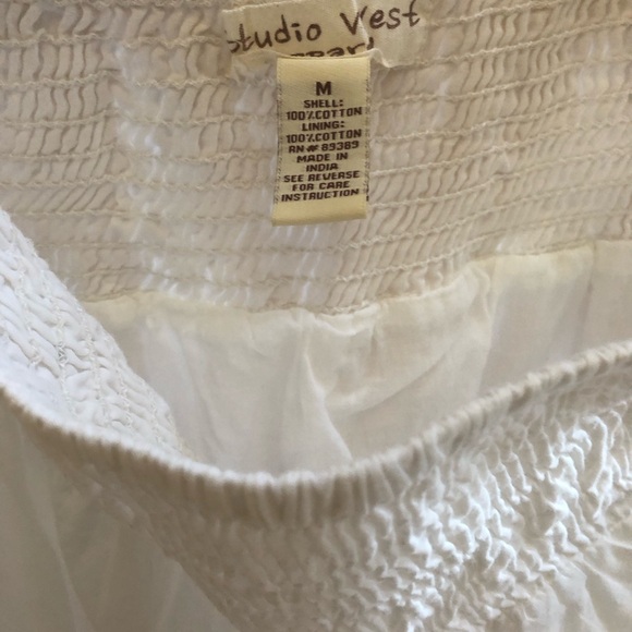 100% Cotton white fully lined drop pleated skirt. Excellent condition - Picture 2 of 5